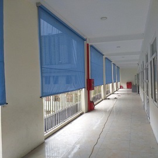 RÈM CHE NẮNG MƯA NGOÀI TRỜI